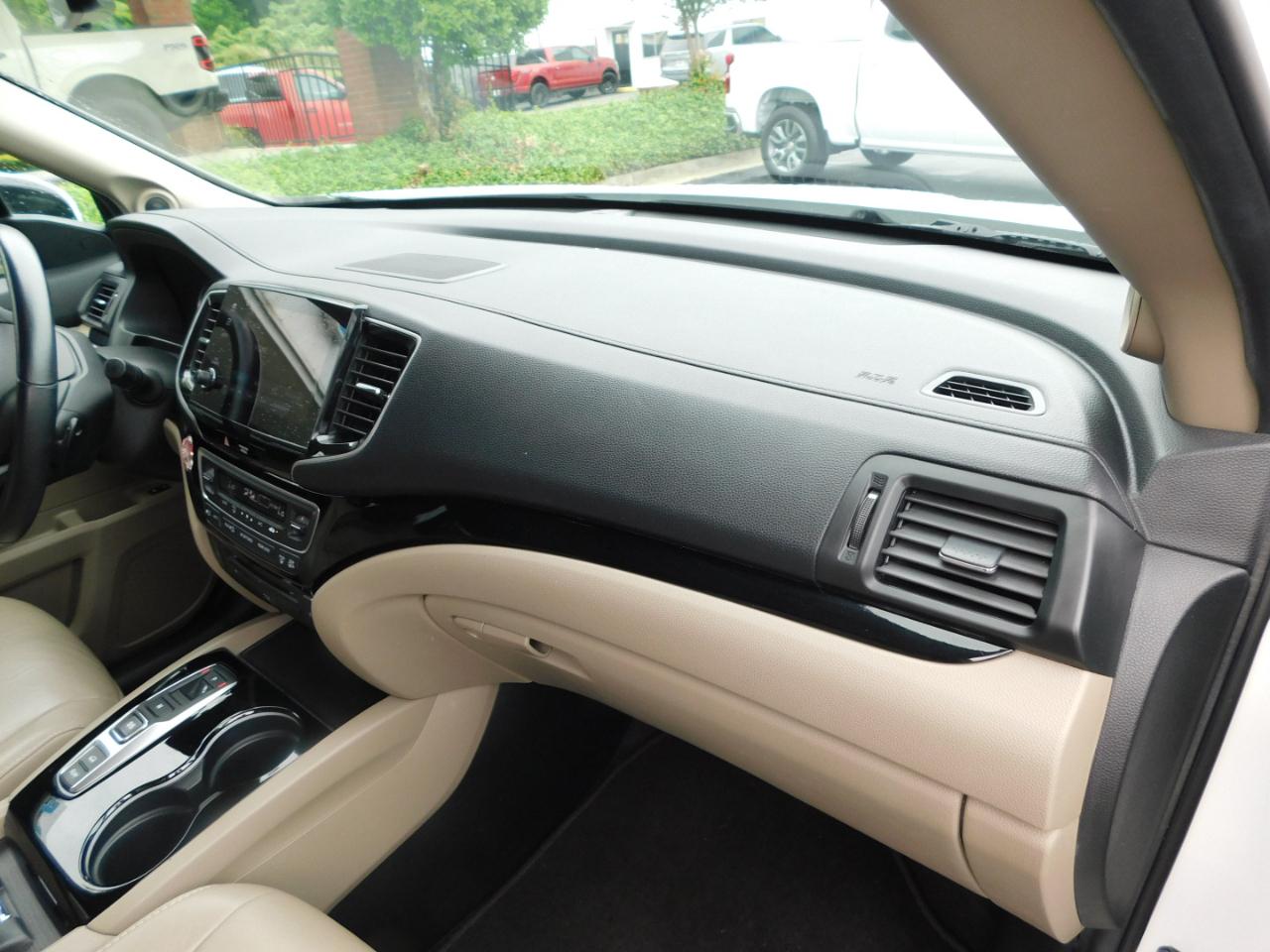 Honda Pilot Touring 7-Passenger AWD 2022