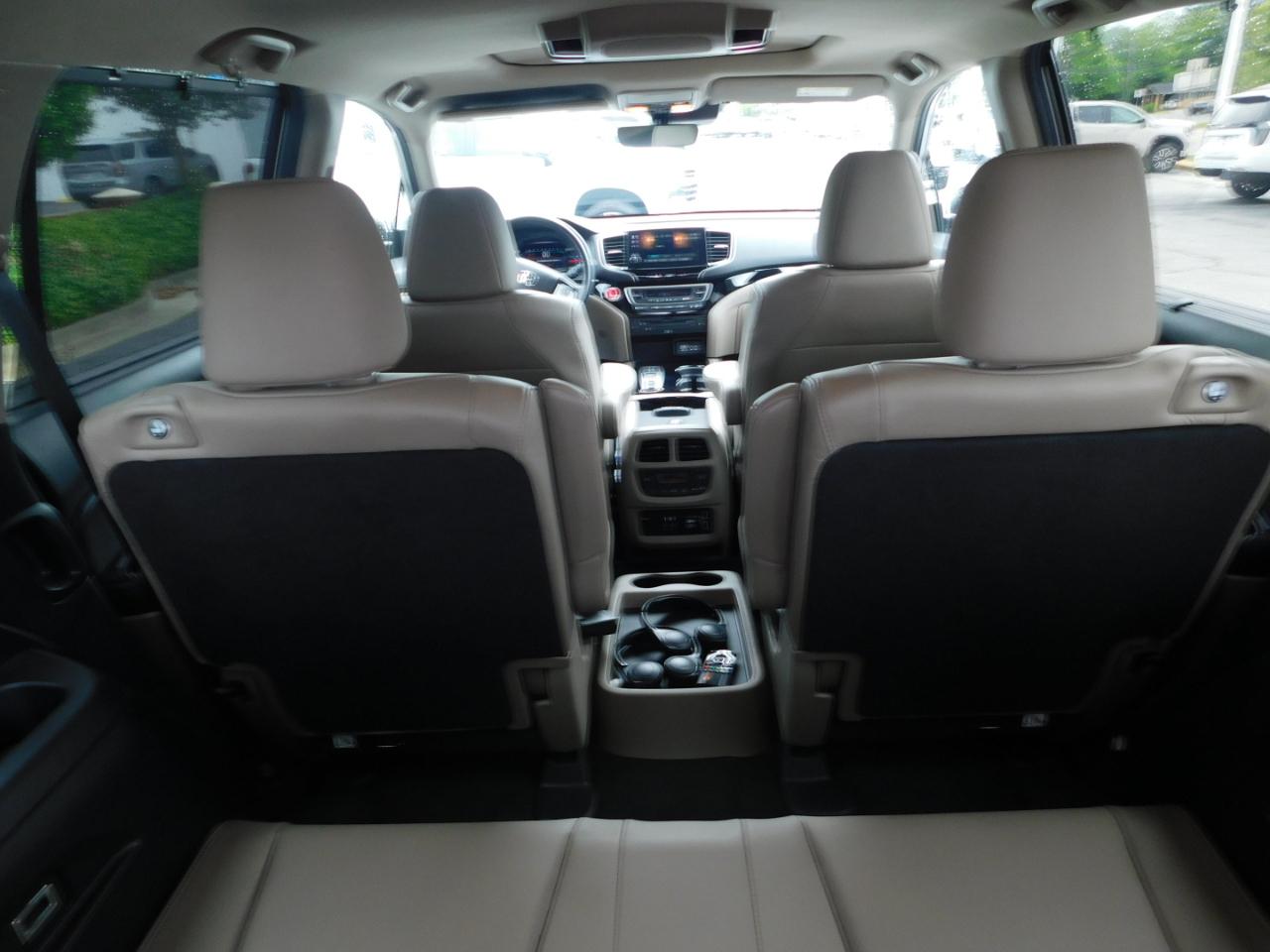 Honda Pilot Touring 7-Passenger AWD 2022