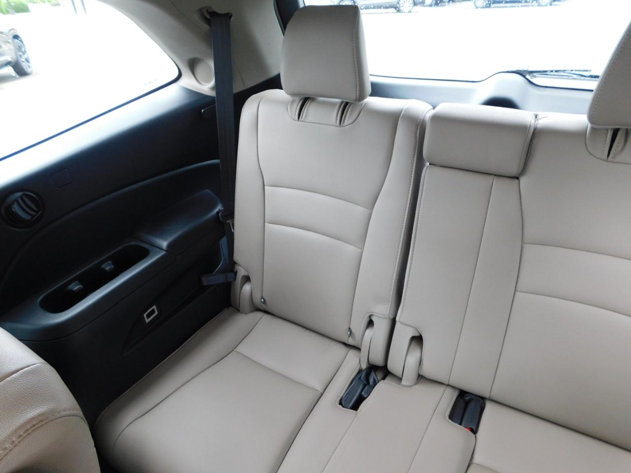 Honda Pilot Touring 7-Passenger AWD 2022