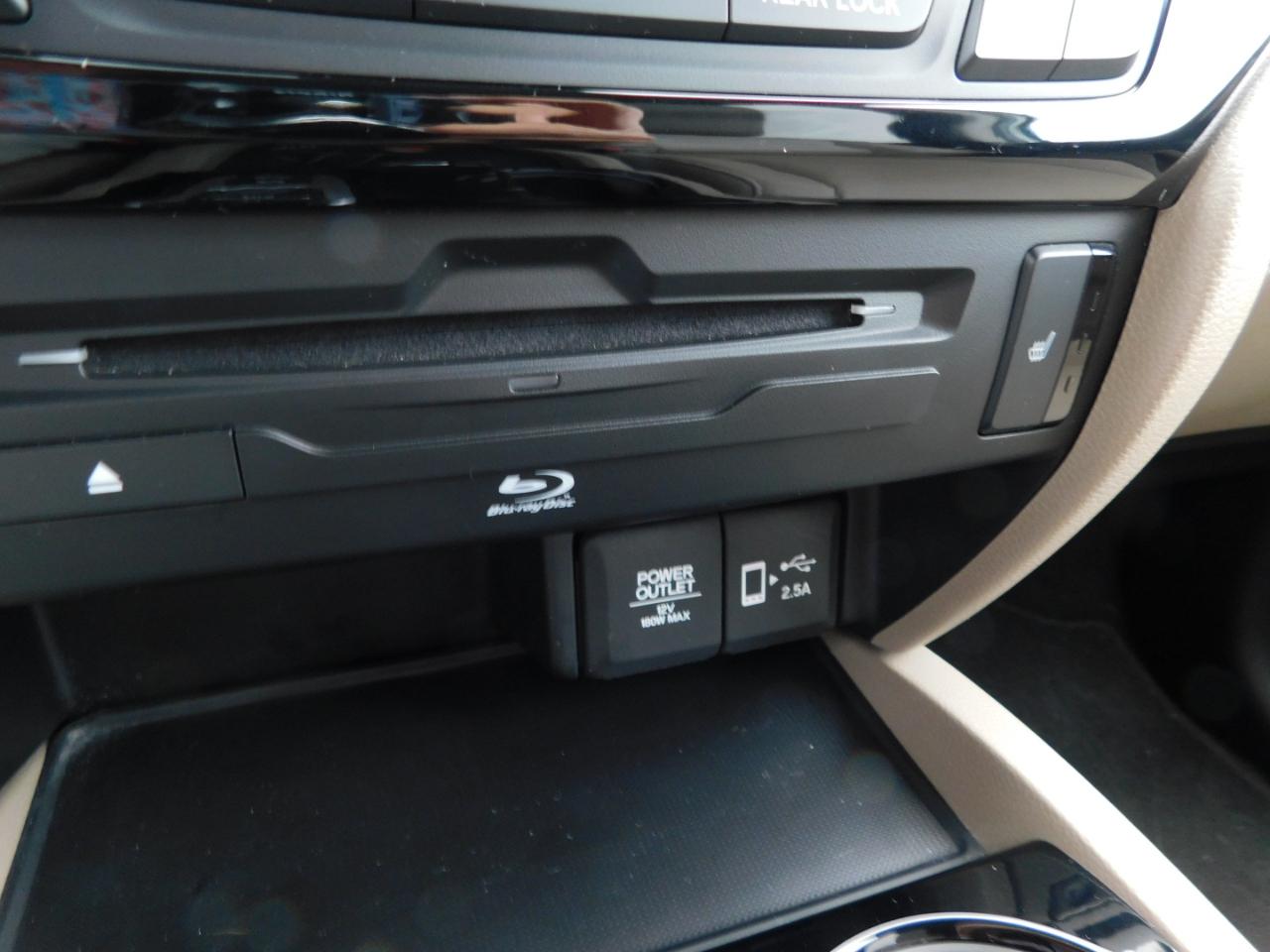 Honda Pilot Touring 7-Passenger AWD 2022
