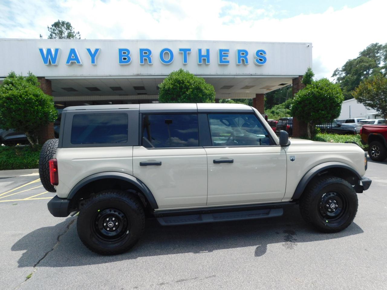 Ford Bronco  2026