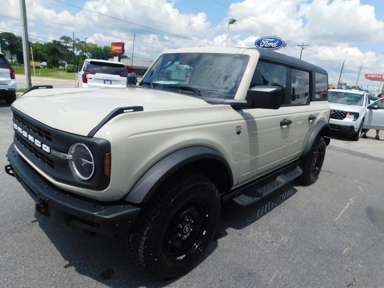 Ford Bronco  2026