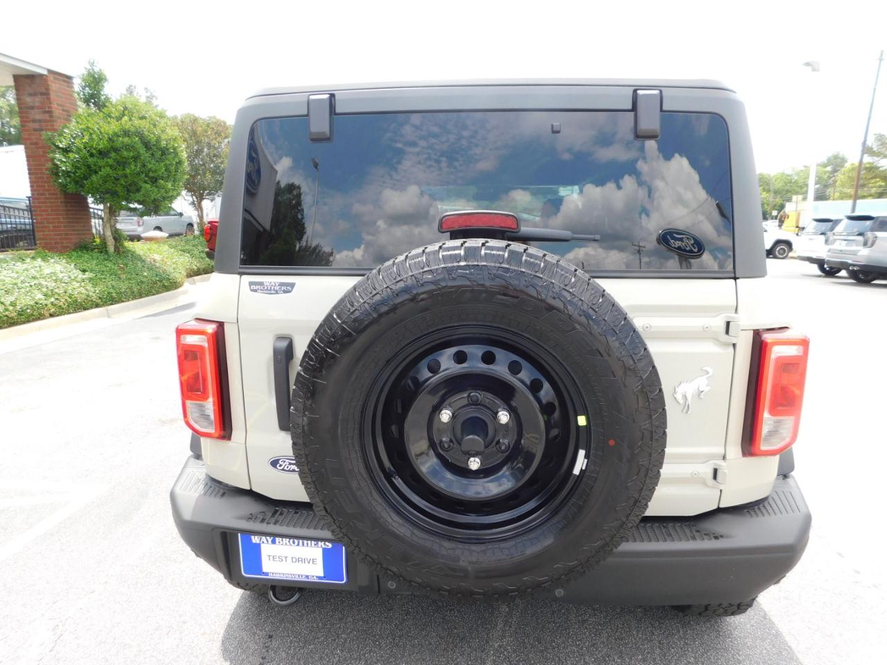 Ford Bronco  2026