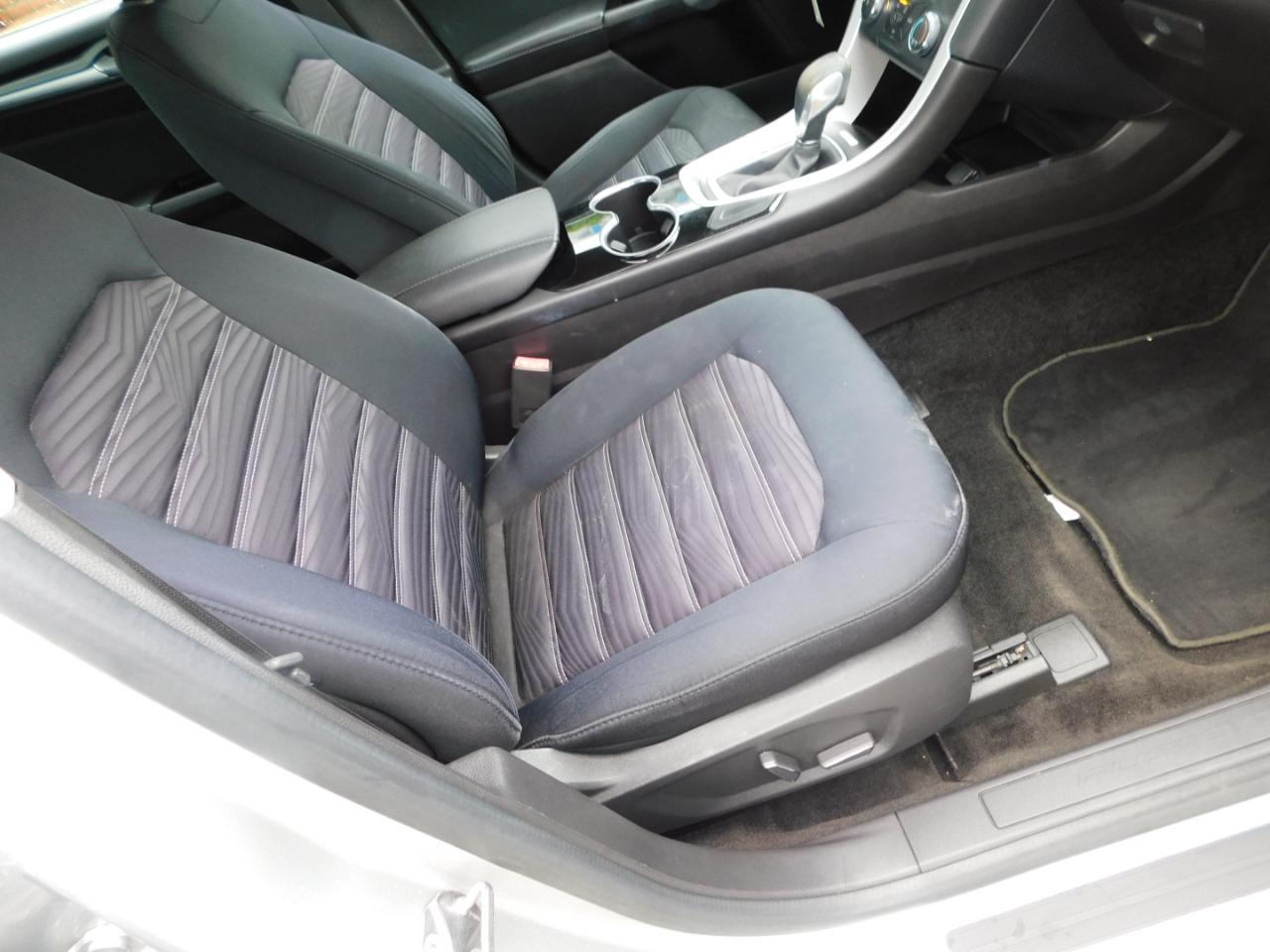 Ford Fusion 4dr Sdn SE FWD 2016