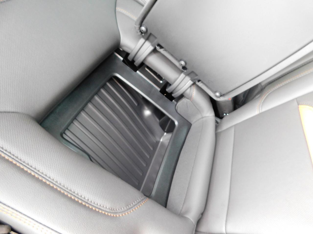 GMC Sierra 1500 4WD Crew Cab 147" AT4 2026