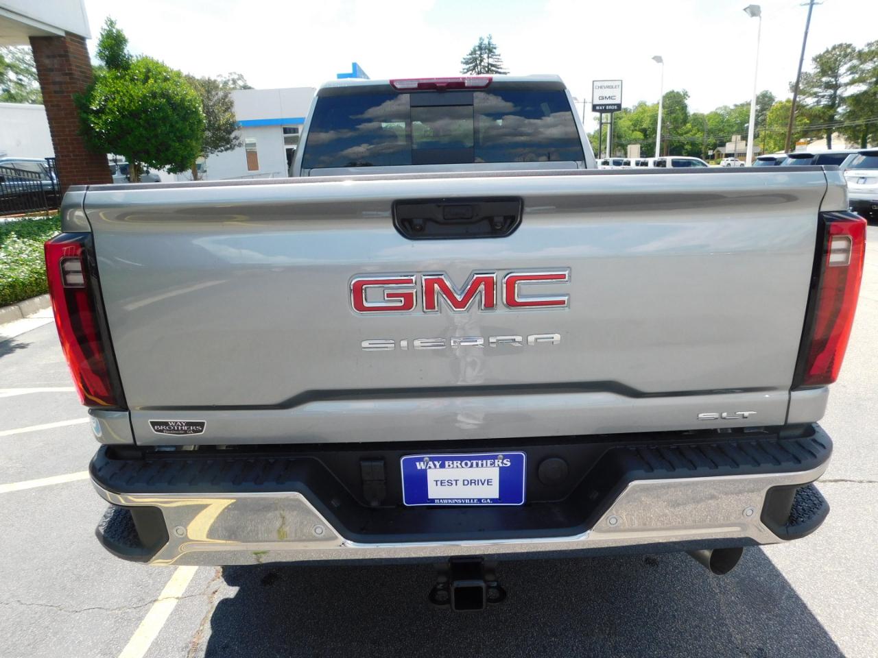 GMC Sierra 2500HD 4WD Crew Cab 159" SLT 2026