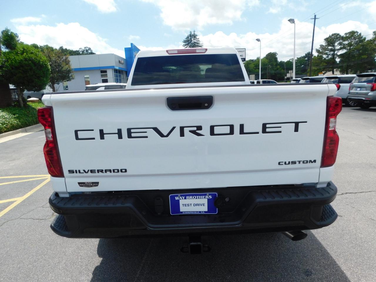 Chevrolet Silverado 2500HD 4WD Crew Cab 159" Custom 2026