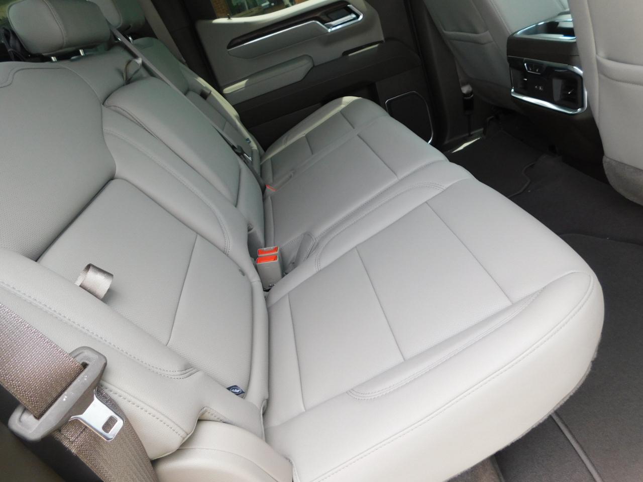 GMC Sierra 1500 4WD Crew Cab 147" SLT 2026