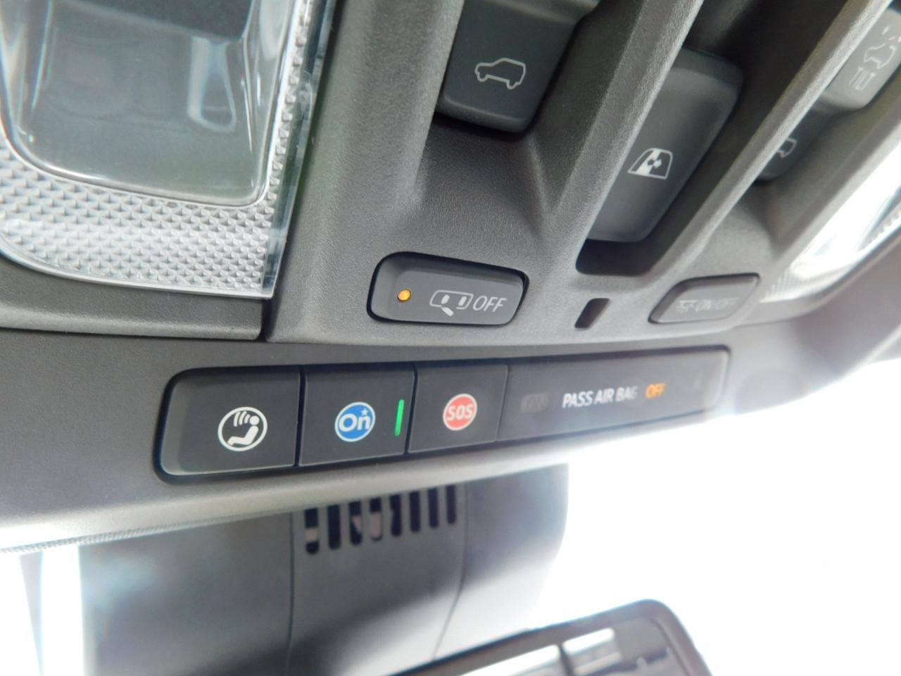 GMC Sierra 1500 4WD Crew Cab 147" SLT 2026