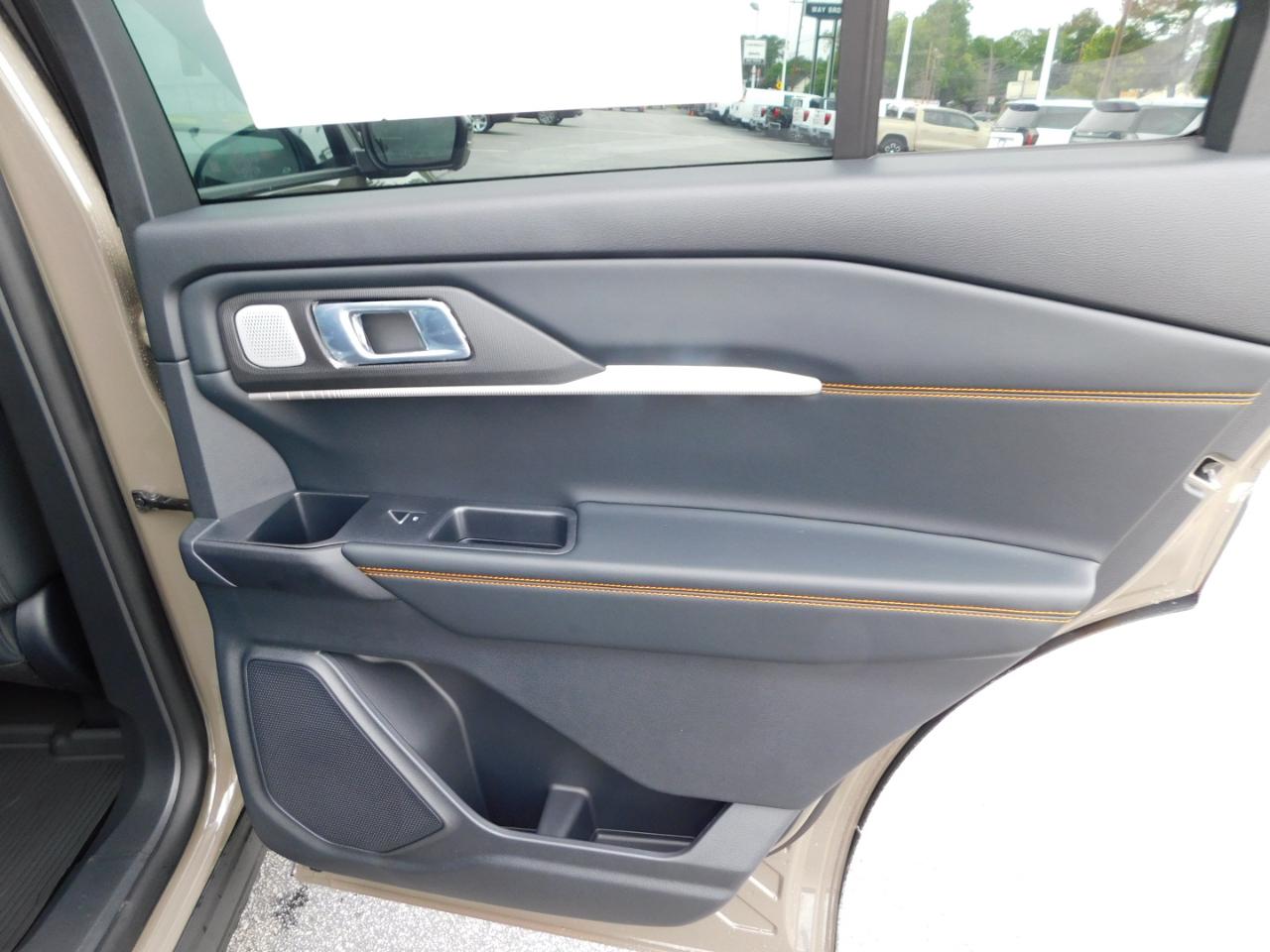 Ford Explorer Tremor 4WD 2026