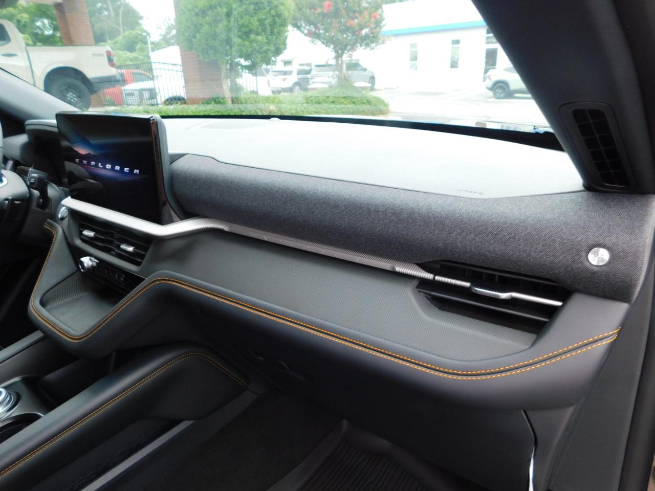 Ford Explorer Tremor 4WD 2026