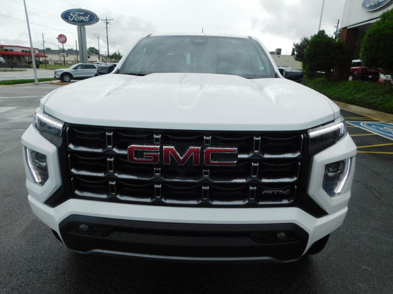 GMC Canyon 4WD Crew Cab AT4 2026