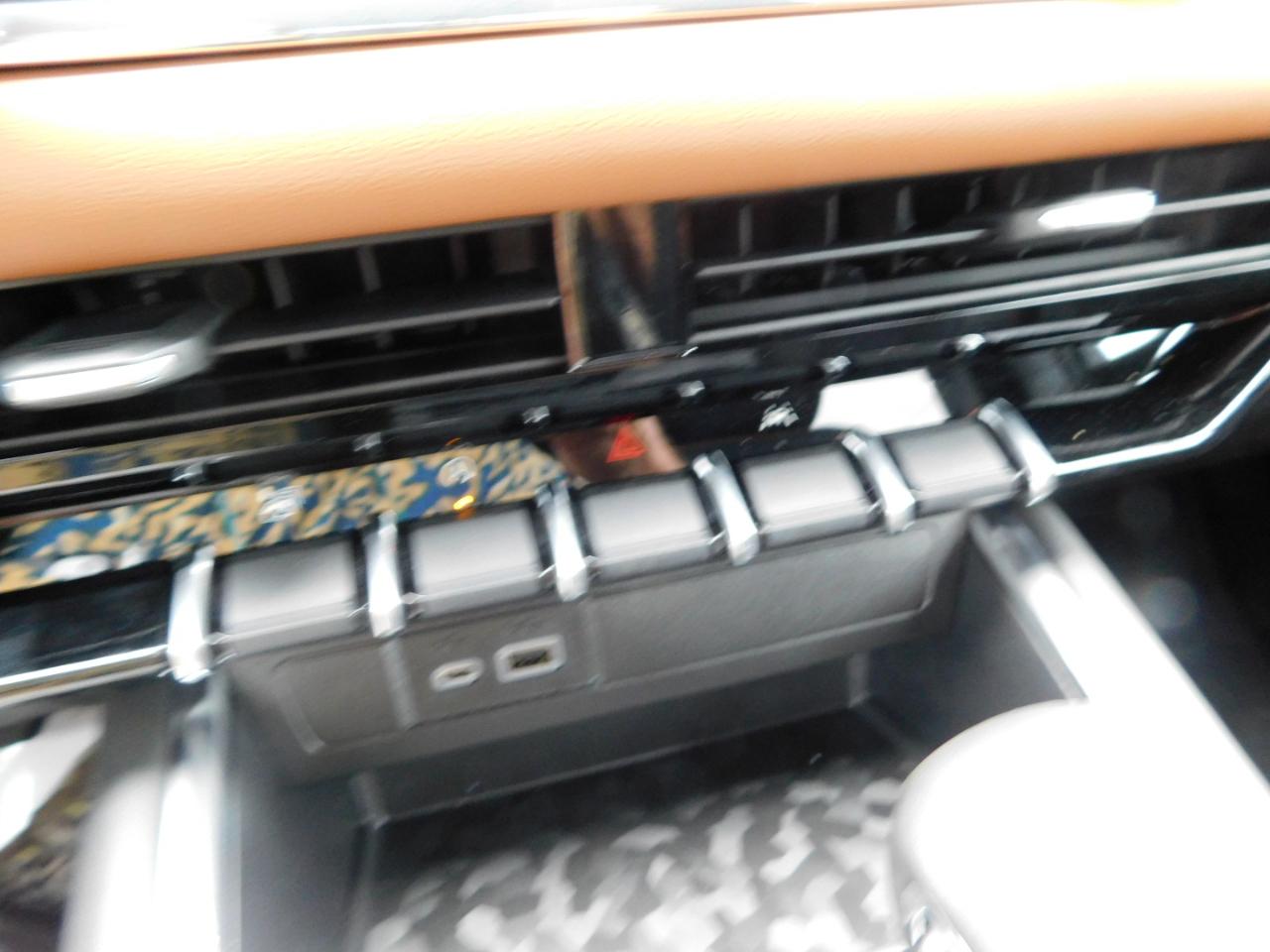 GMC Canyon 4WD Crew Cab AT4 2026