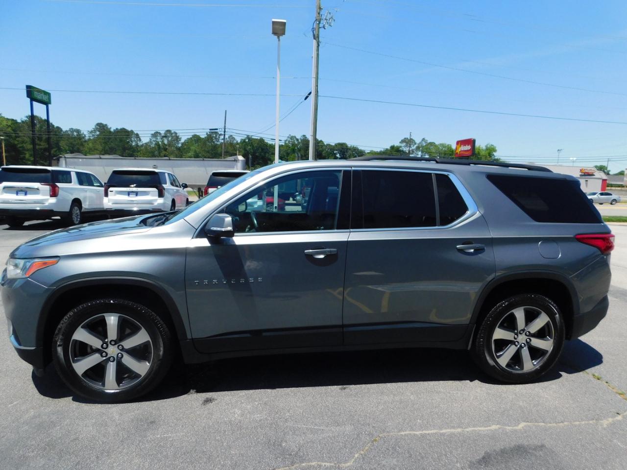 Chevrolet Traverse FWD 4dr LT Leather w/3LT 2019