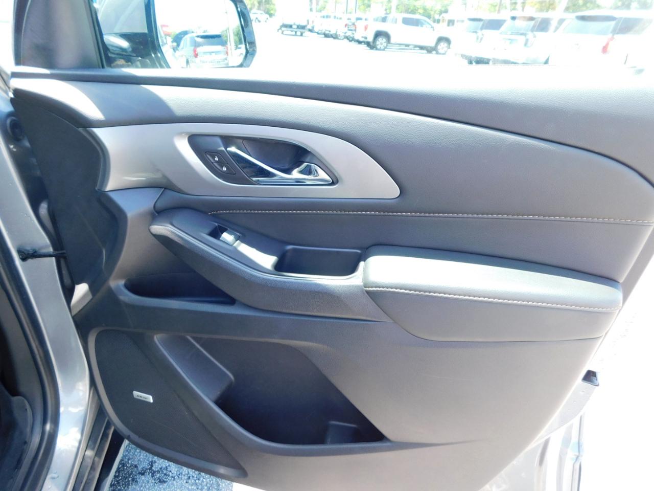 Chevrolet Traverse FWD 4dr LT Leather w/3LT 2019