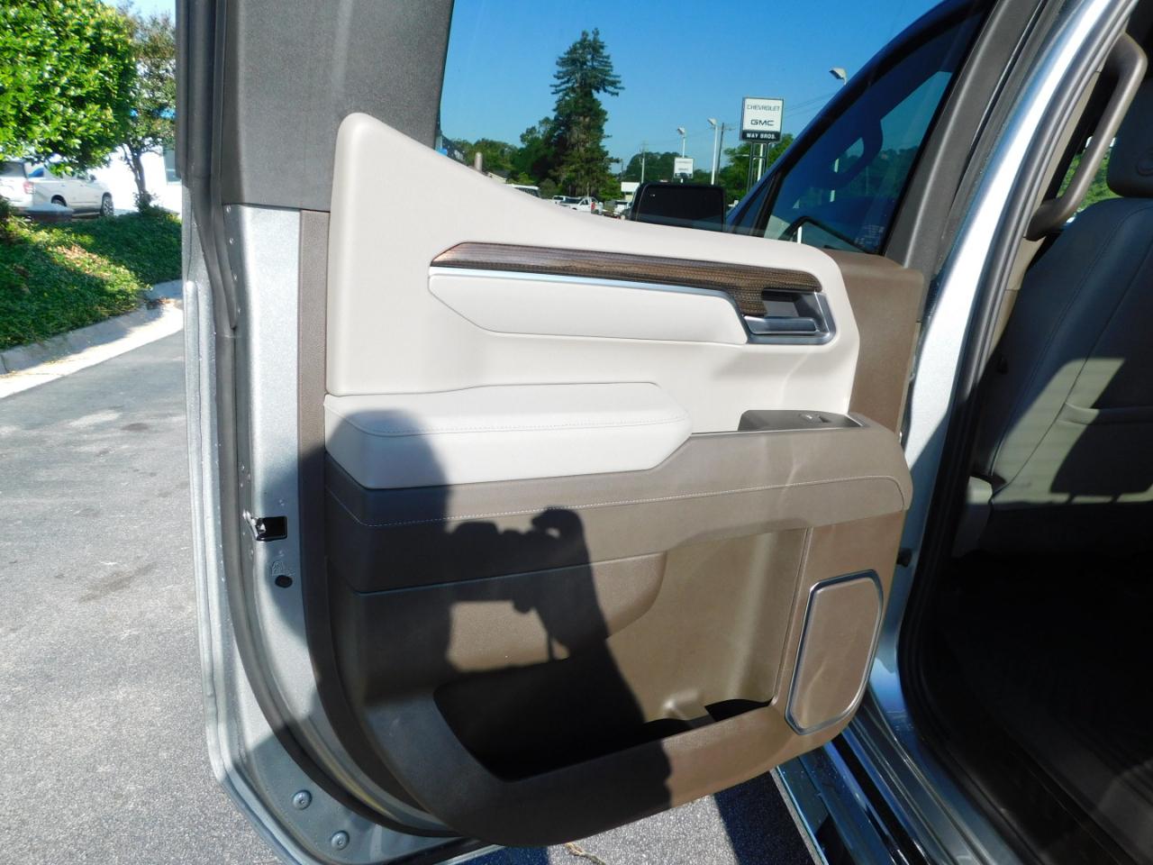 Chevrolet Silverado 1500 4WD Crew Cab 147" RST 2026