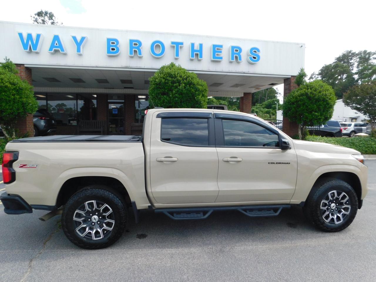 2023 Chevrolet Colorado 4WD CREW CAB Z71