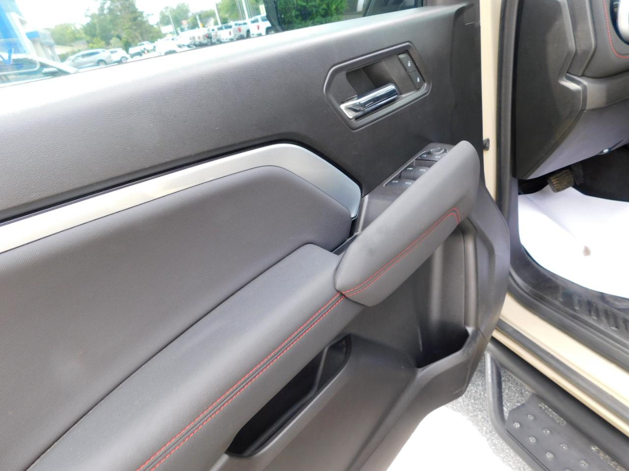 Chevrolet Colorado 4WD Crew Cab Z71 2023