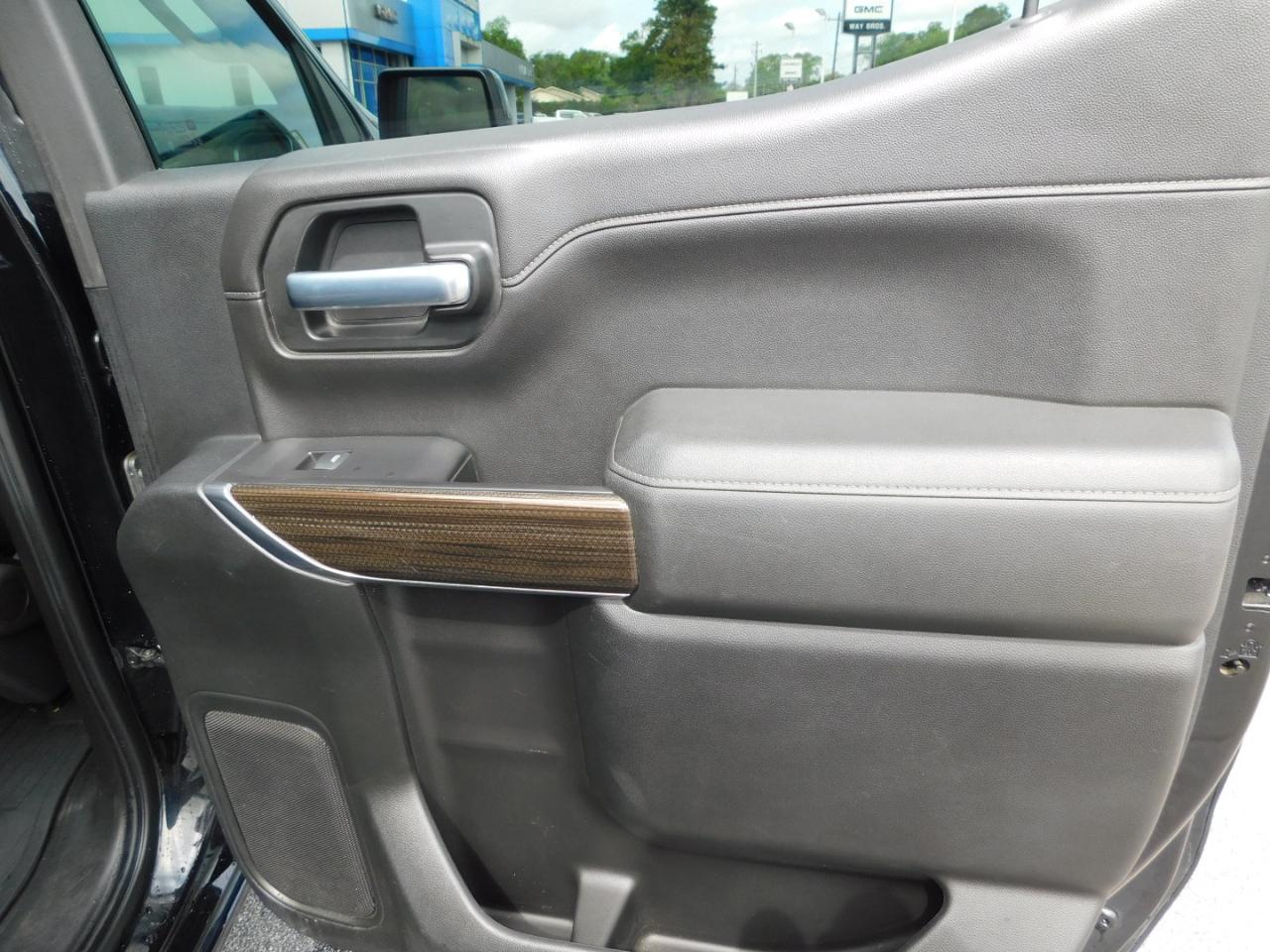 Chevrolet Silverado 1500  2021