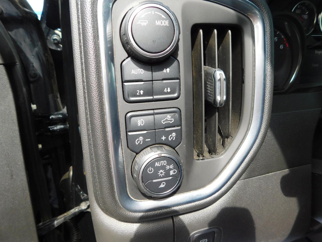 Chevrolet Silverado 1500  2021