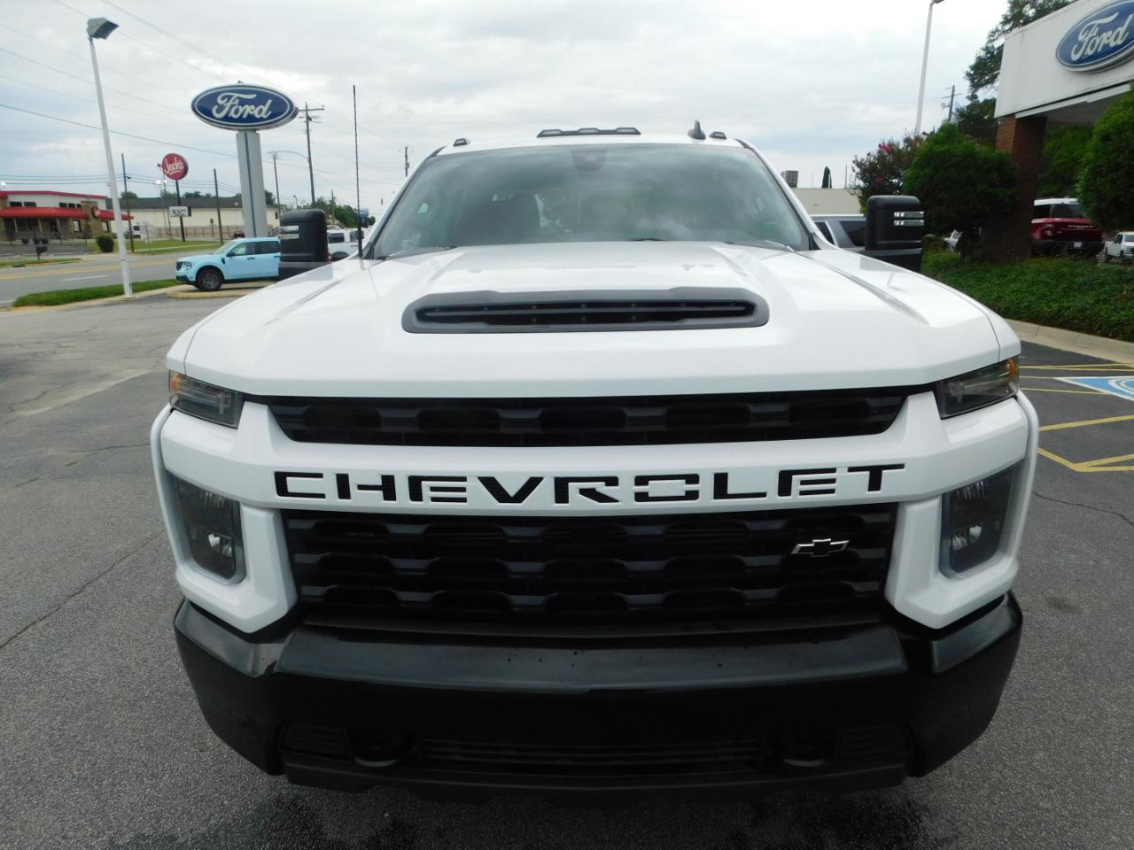 Chevrolet Silverado 2500HD 4WD Crew Cab 159" Custom 2023