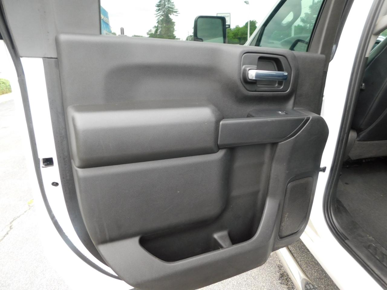 Chevrolet Silverado 2500HD 4WD Crew Cab 159" Custom 2023