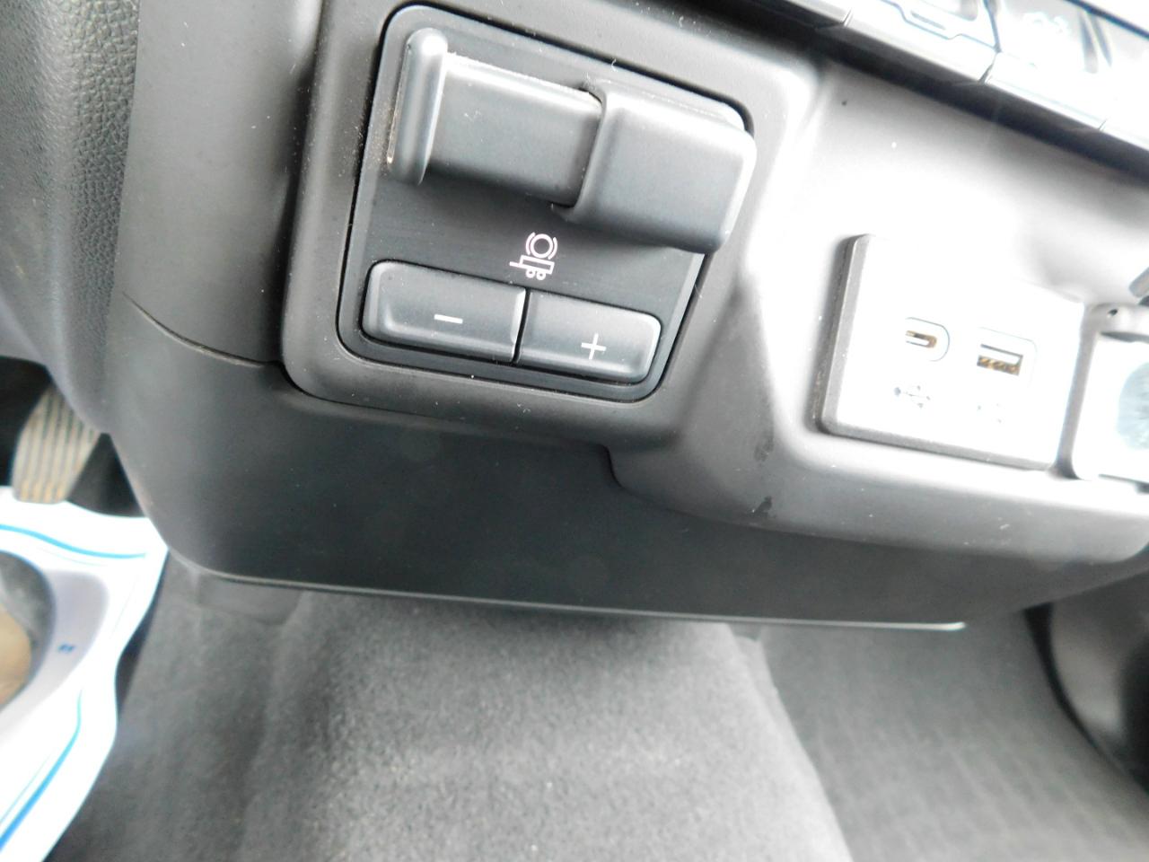 Chevrolet Silverado 2500HD 4WD Crew Cab 159" Custom 2023