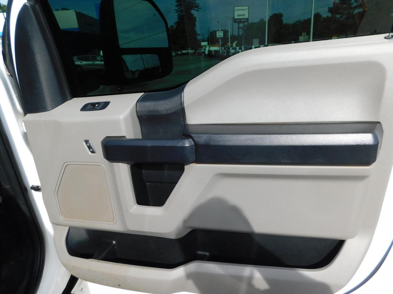 Ford Super Duty F-250 SRW XL 4WD Crew Cab 6.75' Box 2020