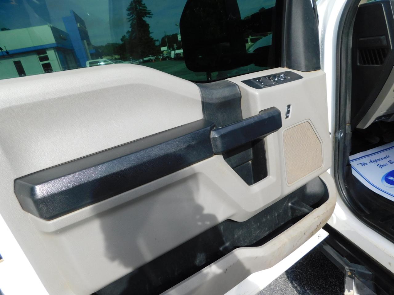 Ford Super Duty F-250 SRW XL 4WD Crew Cab 6.75' Box 2020
