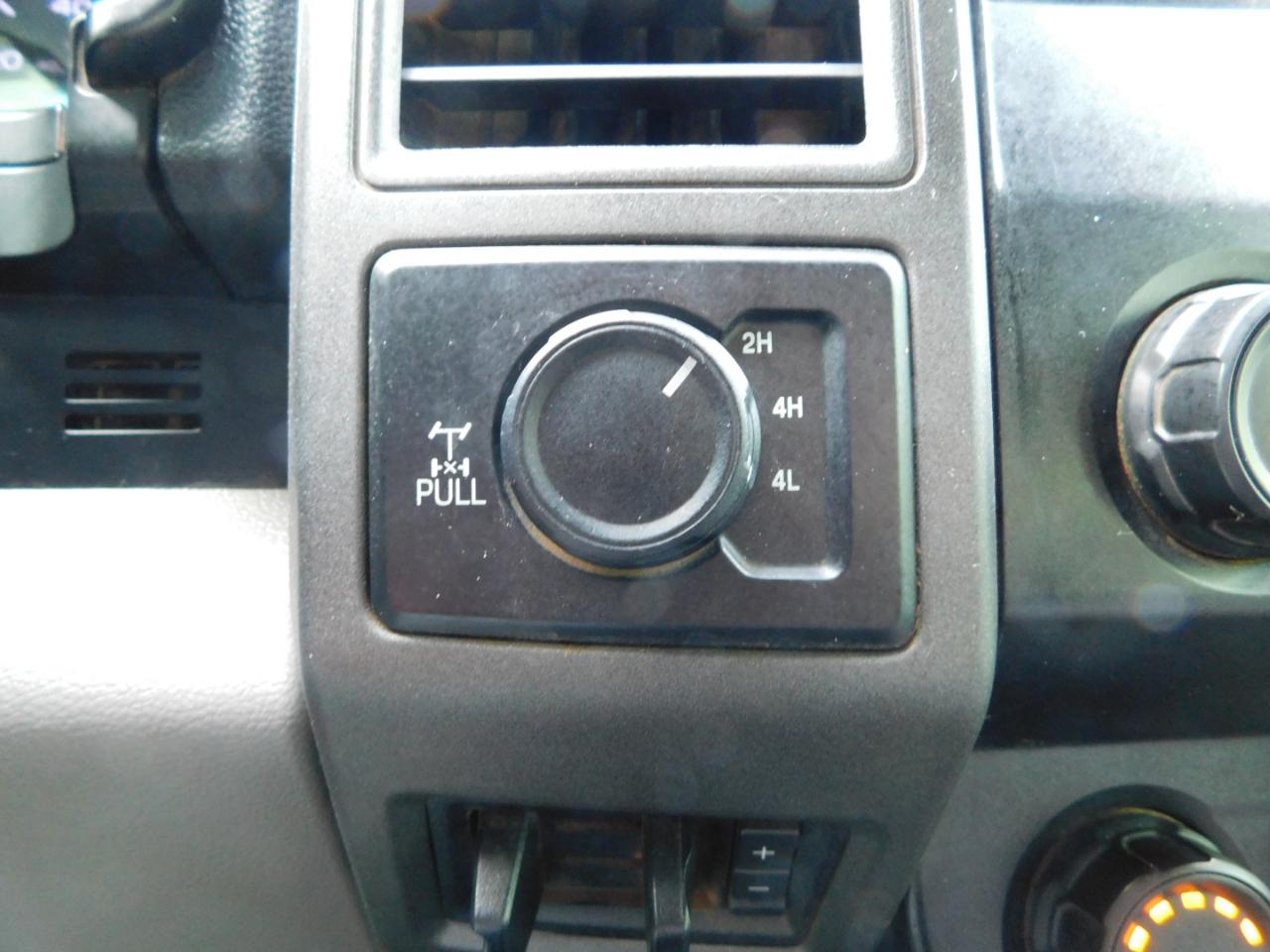 Ford Super Duty F-250 SRW XL 4WD Crew Cab 6.75' Box 2020