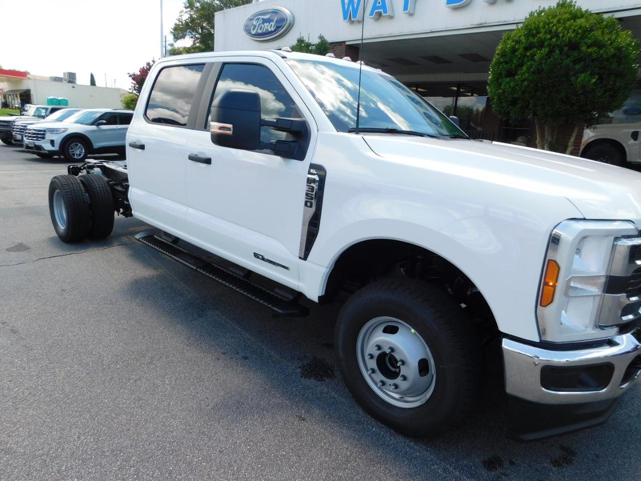 Ford Super Duty F-350 DRW  2026