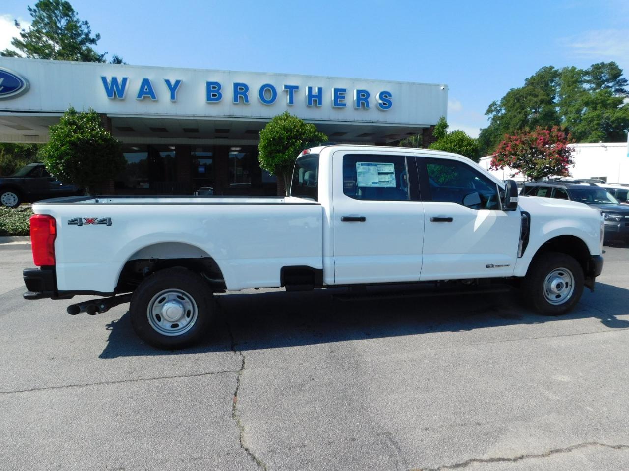 Ford Super Duty F-250 SRW XL 4WD Crew Cab 8' Box 2026
