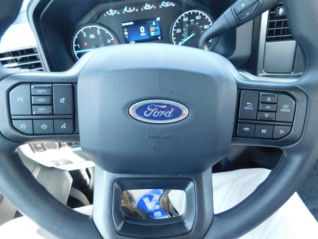 Ford Super Duty F-250 SRW XL 4WD Crew Cab 8' Box 2026