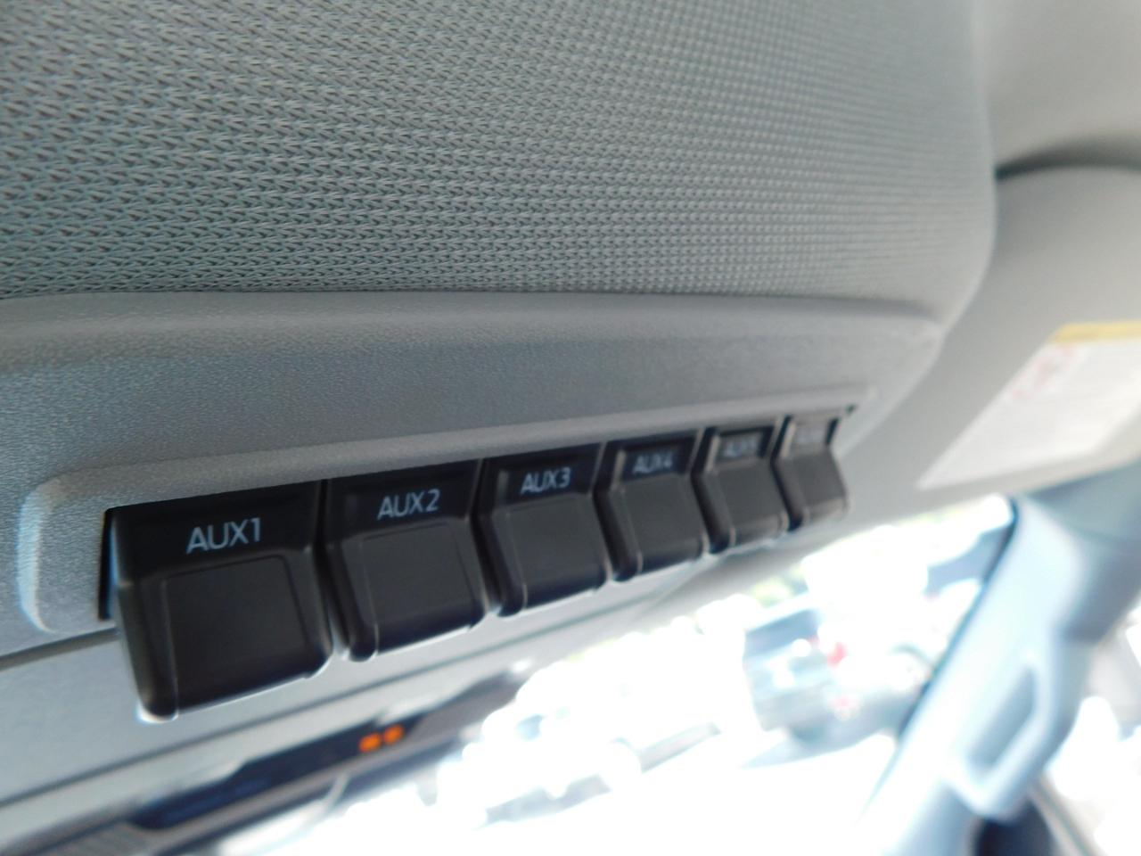 Ford Super Duty F-250 SRW XL 4WD Crew Cab 8' Box 2026