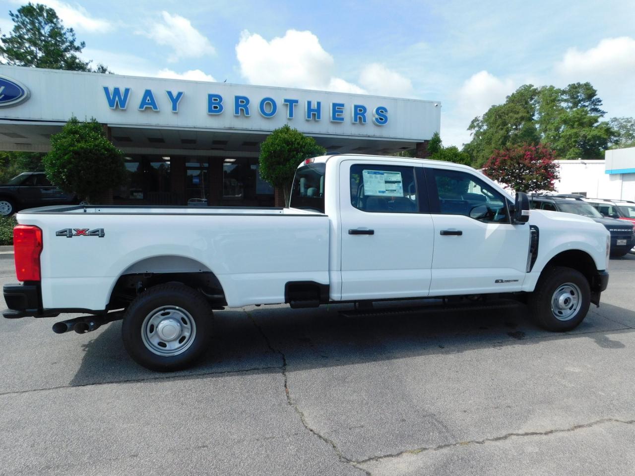 2026 Ford Super Duty F-250 SRW XL 4WD CREW CAB 8' BOX