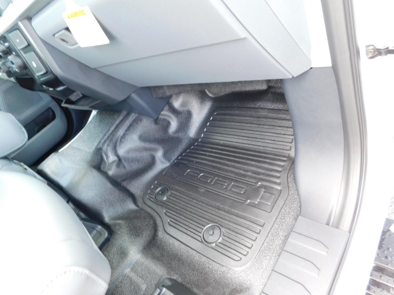 Ford Super Duty F-250 SRW XL 4WD Crew Cab 8' Box 2026
