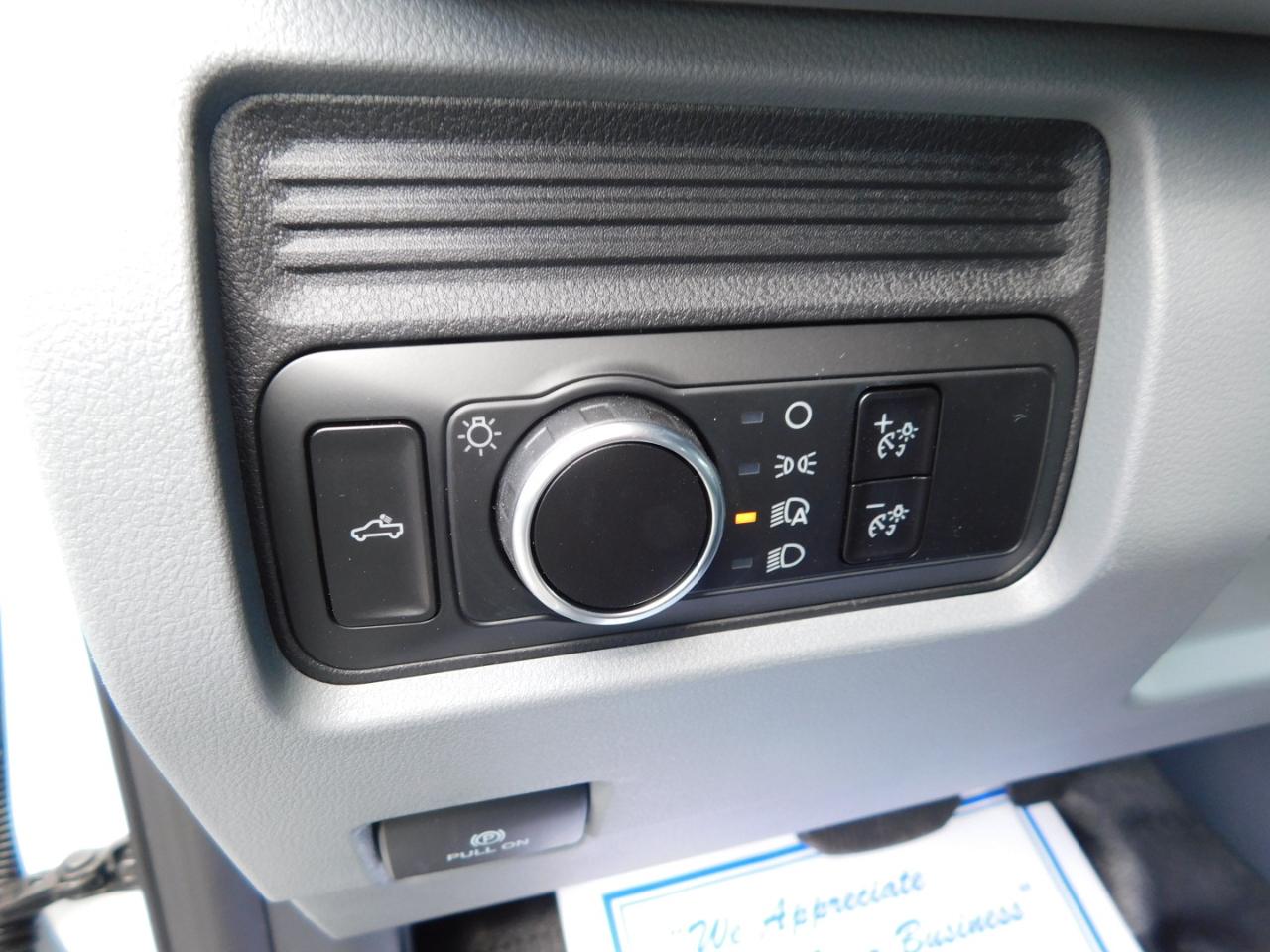 Ford Super Duty F-250 SRW XL 4WD Crew Cab 8' Box 2026