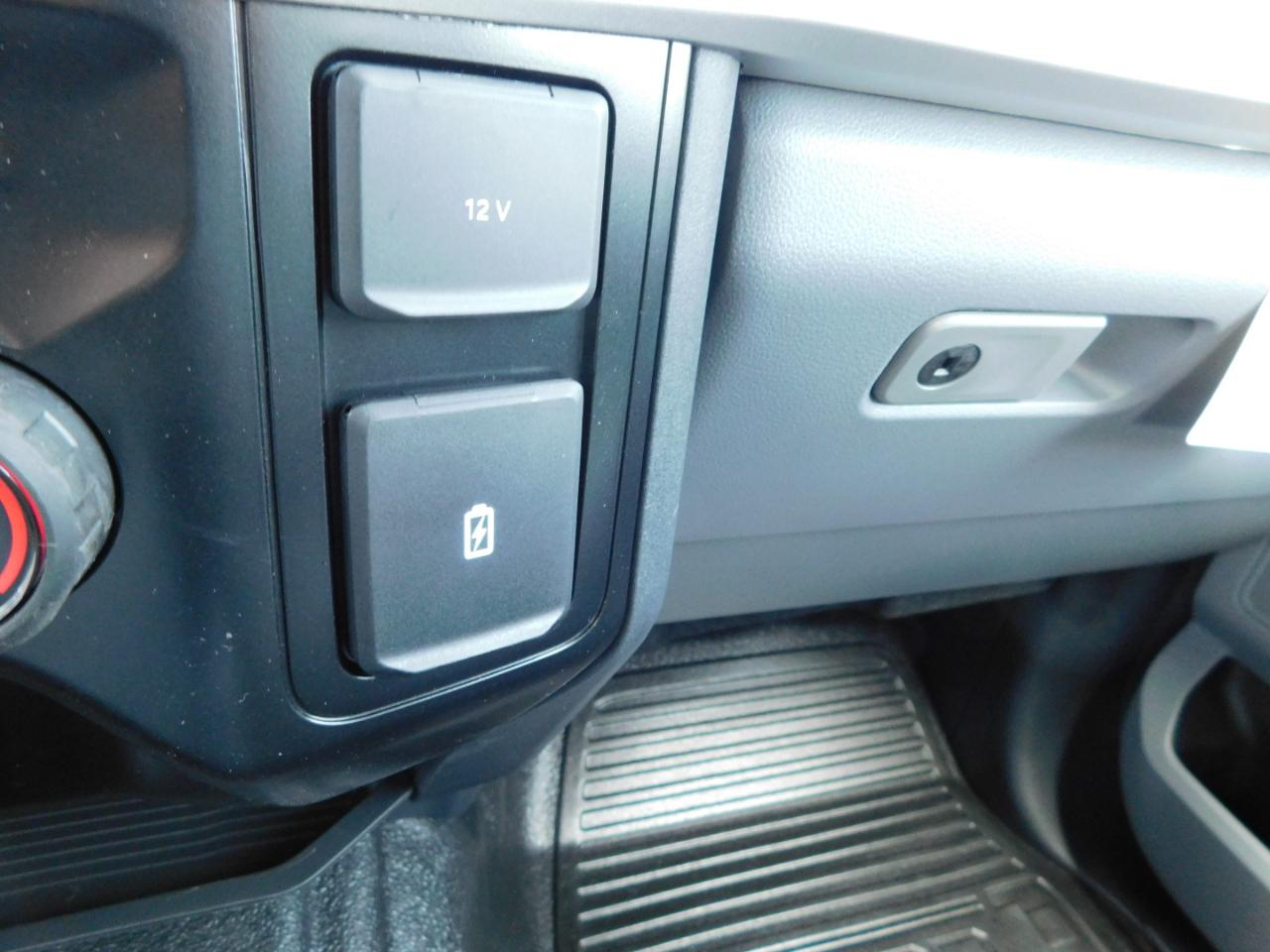 Ford Super Duty F-250 SRW XL 4WD Crew Cab 8' Box 2026