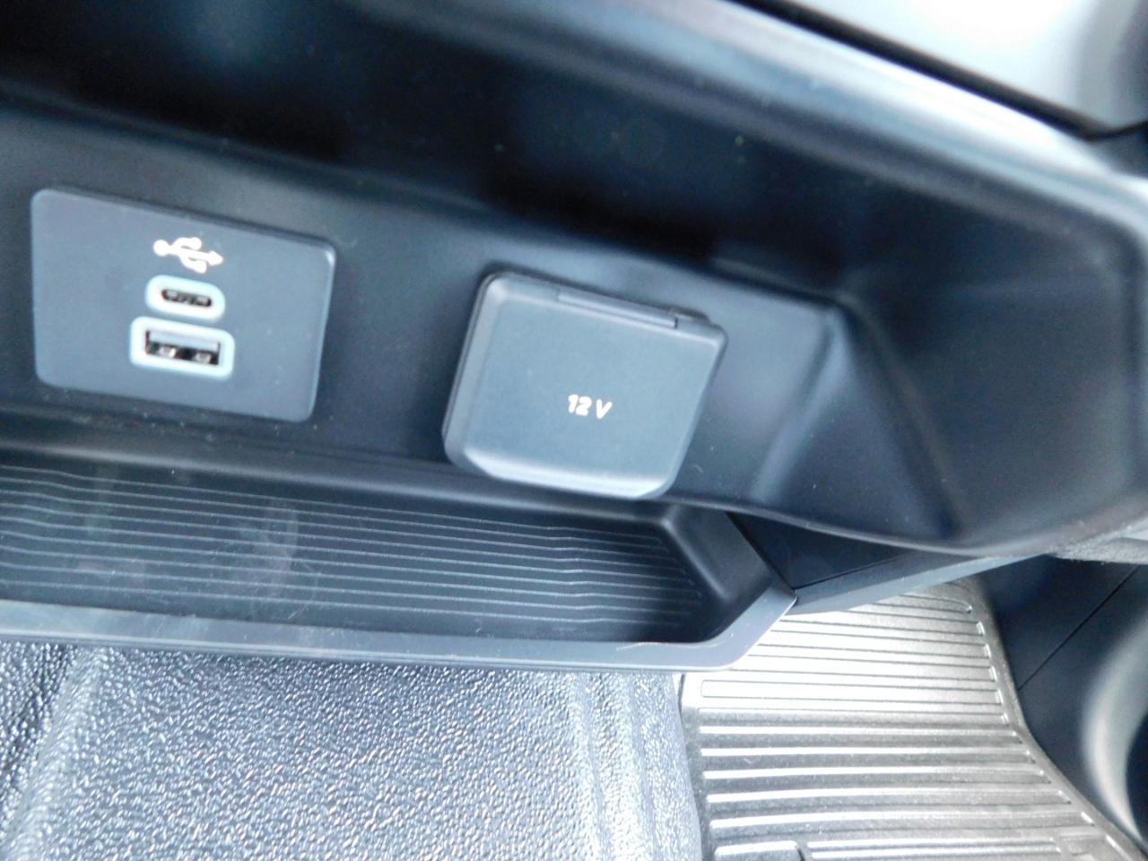 Ford Super Duty F-250 SRW XL 4WD Crew Cab 8' Box 2026