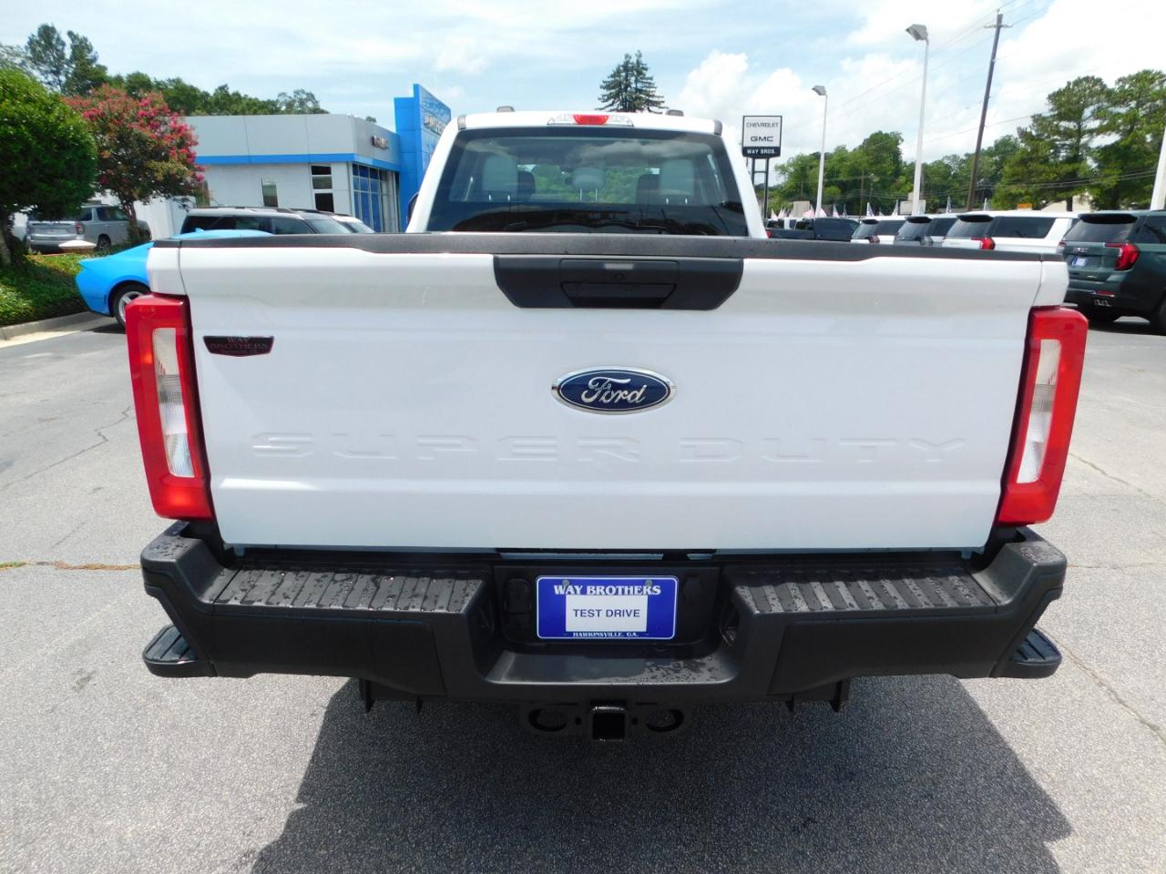 Ford Super Duty F-250 SRW XL 4WD Crew Cab 8' Box 2026