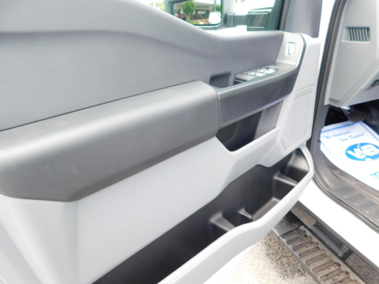 Ford Super Duty F-250 SRW XL 4WD Crew Cab 8' Box 2026