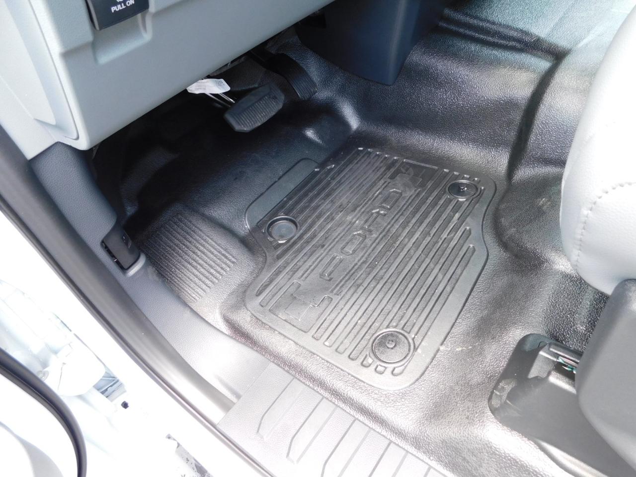 Ford Super Duty F-250 SRW XL 4WD Crew Cab 8' Box 2026