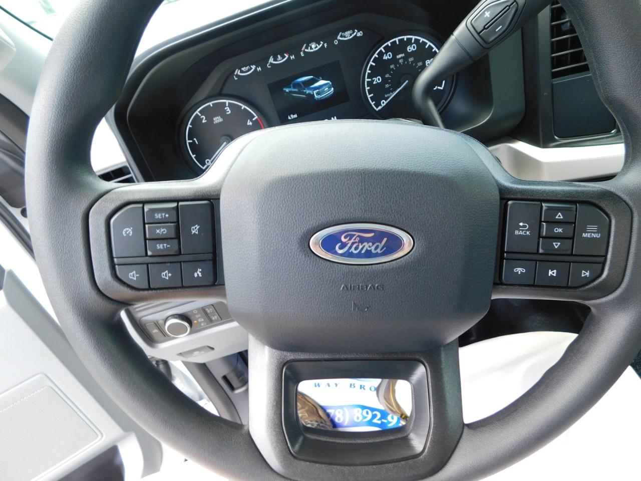 Ford Super Duty F-250 SRW XL 4WD Crew Cab 8' Box 2026