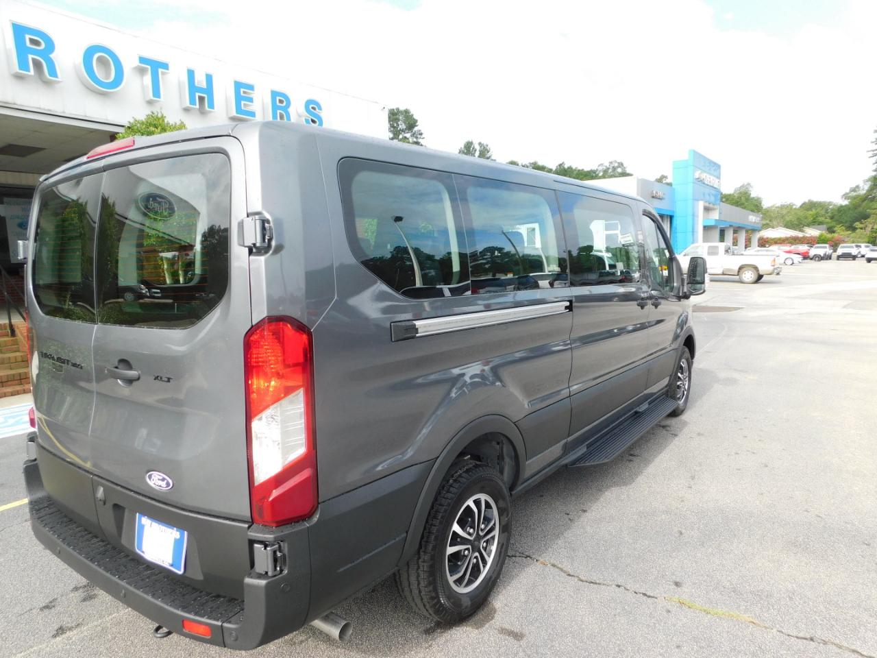 Ford Transit Passenger Wagon  2026