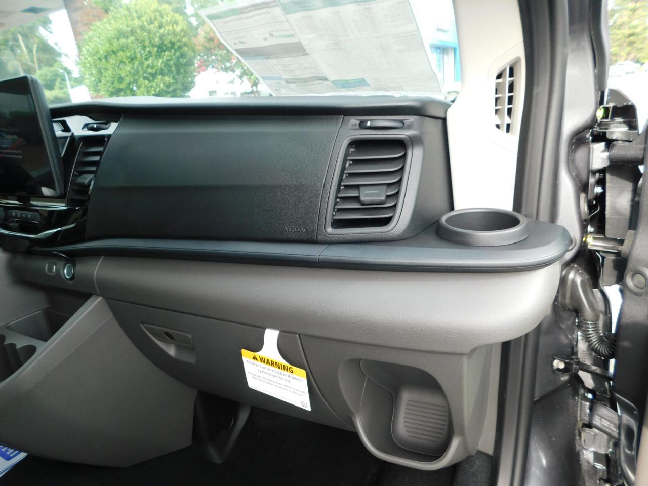 Ford Transit Passenger Wagon  2026