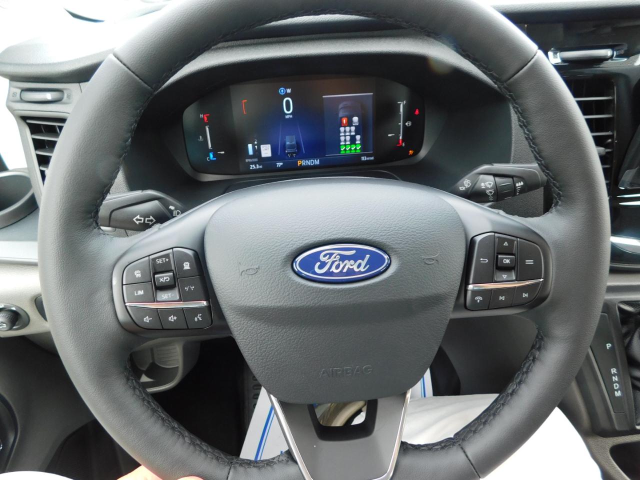 Ford Transit Passenger Wagon  2026