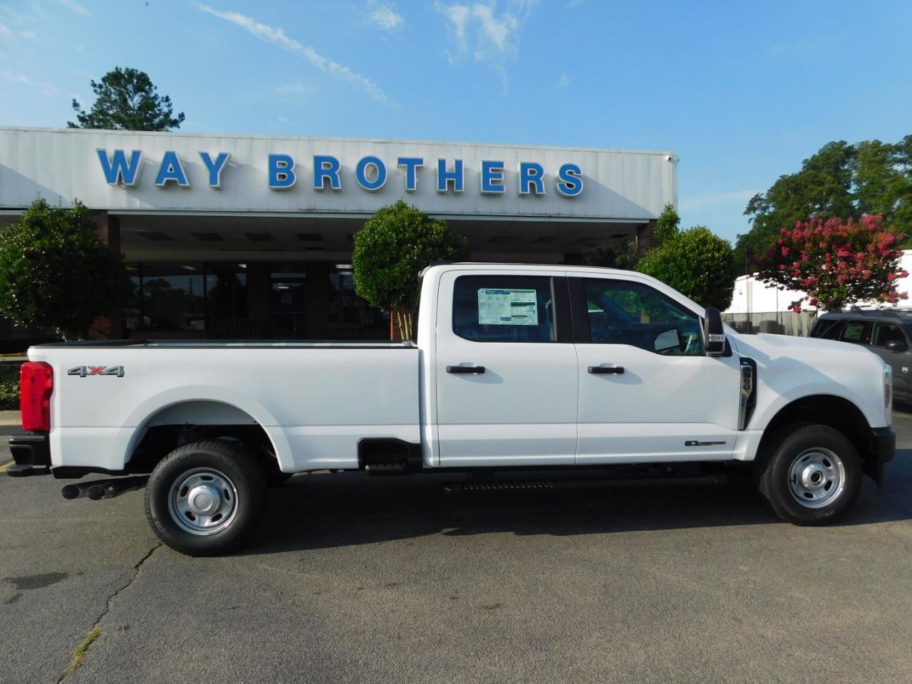 2026 Ford Super Duty F-250 SRW XL 4WD CREW CAB 8' BOX