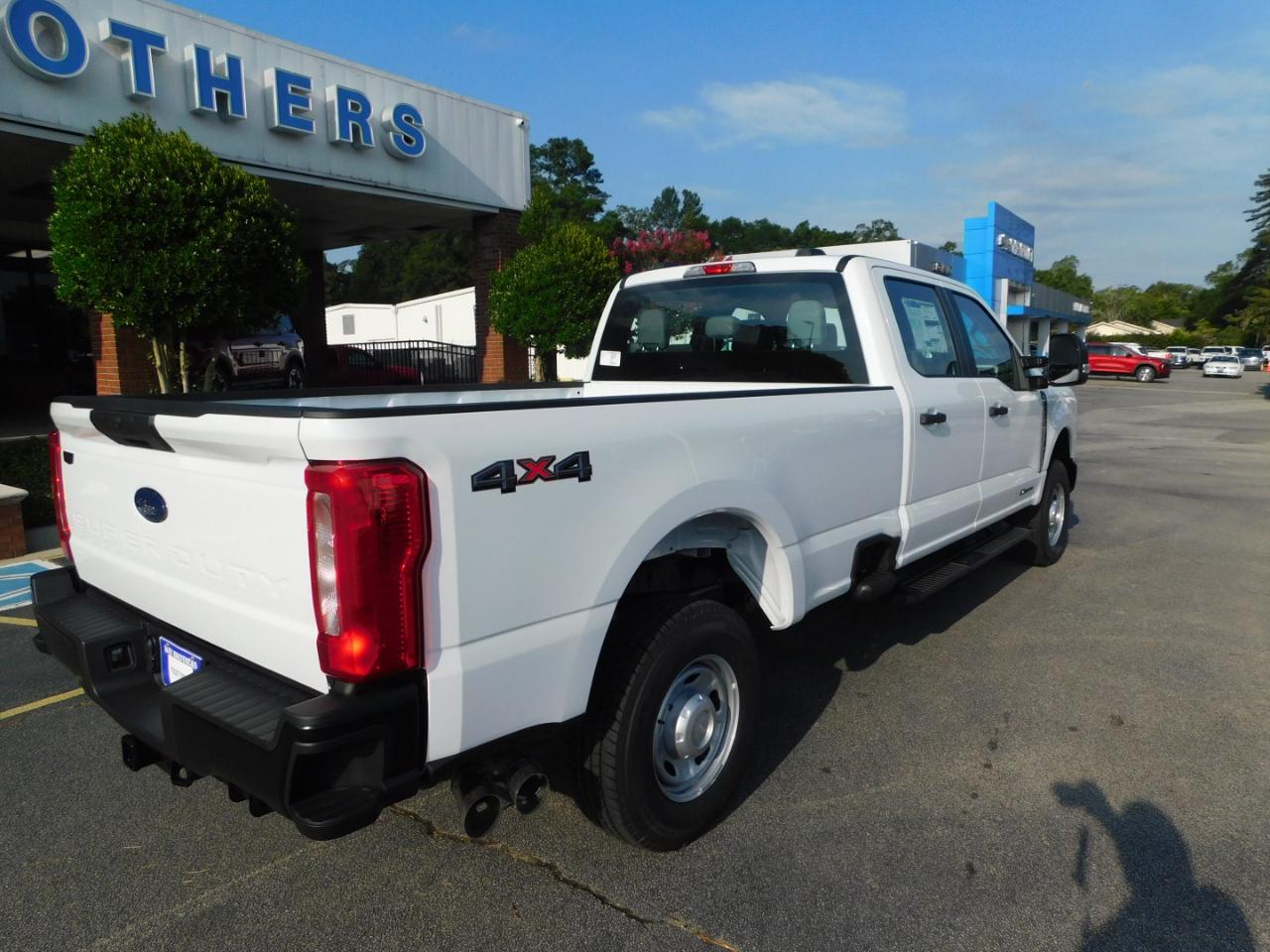 Ford Super Duty F-250 SRW XL 4WD Crew Cab 8' Box 2026