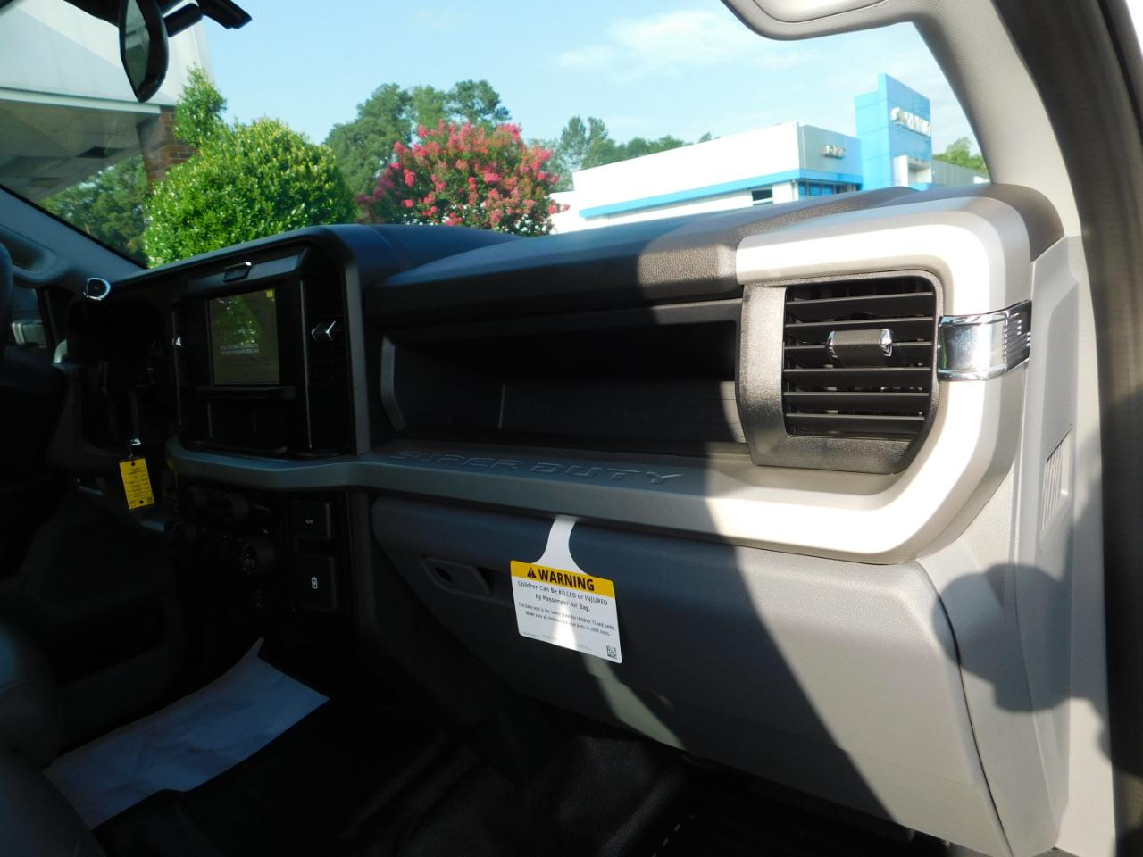 Ford Super Duty F-250 SRW XL 4WD Crew Cab 8' Box 2026