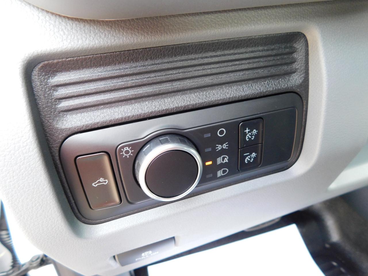 Ford Super Duty F-250 SRW XL 4WD Crew Cab 8' Box 2026